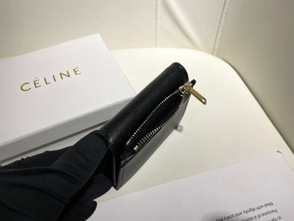【セリーヌ】大人気 三折財布どんなシーンでも大活躍 実用性抜群の一品！