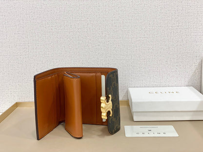 【セリーヌ】大人気 軽量＆コンパクト持ち運びに便利な短い財布 ！