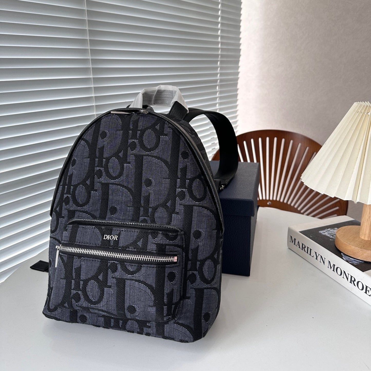 【ディオール】好感度たっぷり♪大人もOK 後ろ姿まで可愛い★RIDER バックパック