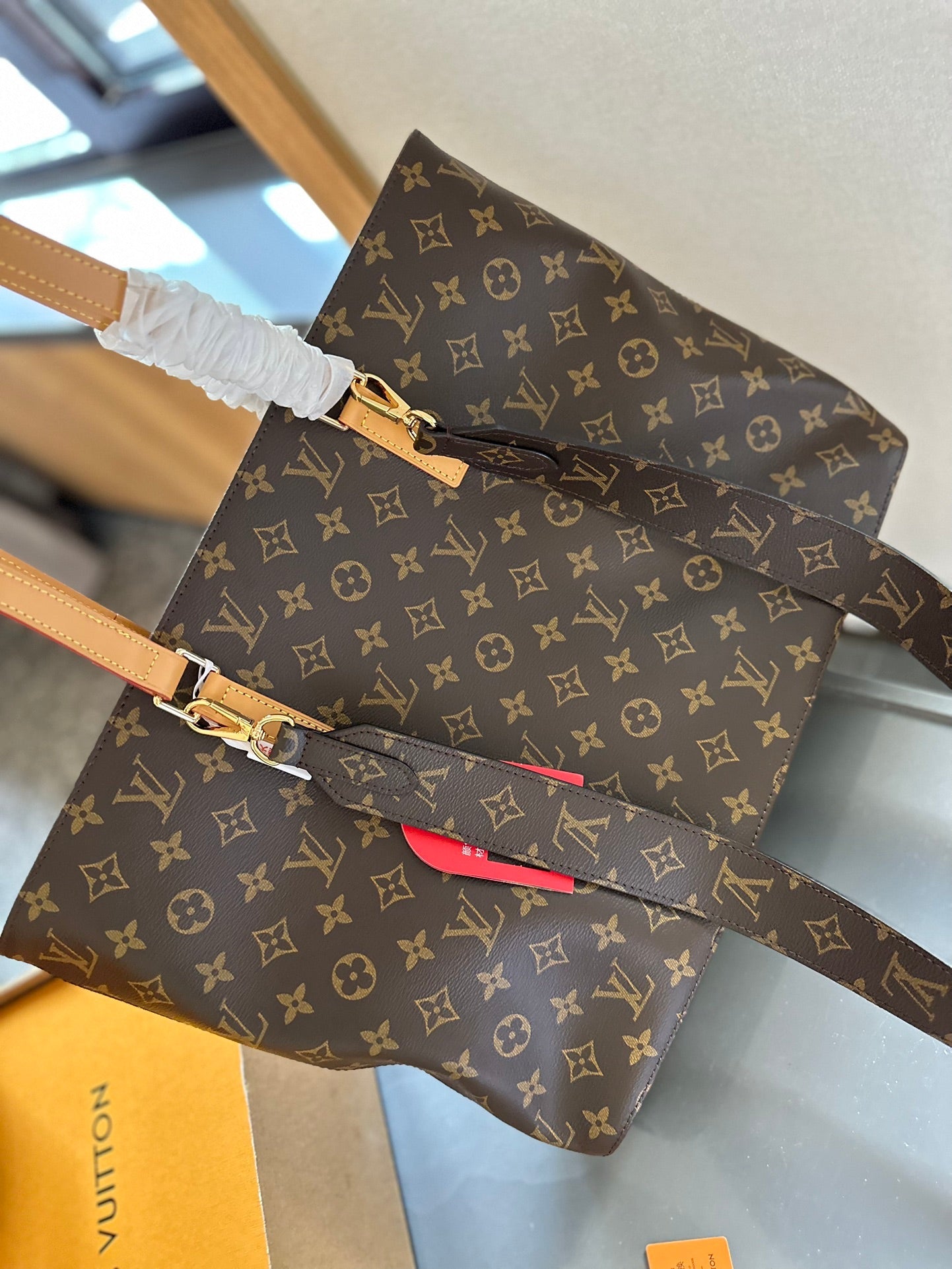 【ルイヴィトン】◆GRACEFUL｜復古スタイルをモダンにアレンジしたトートバッグ♪在庫残りわずか！