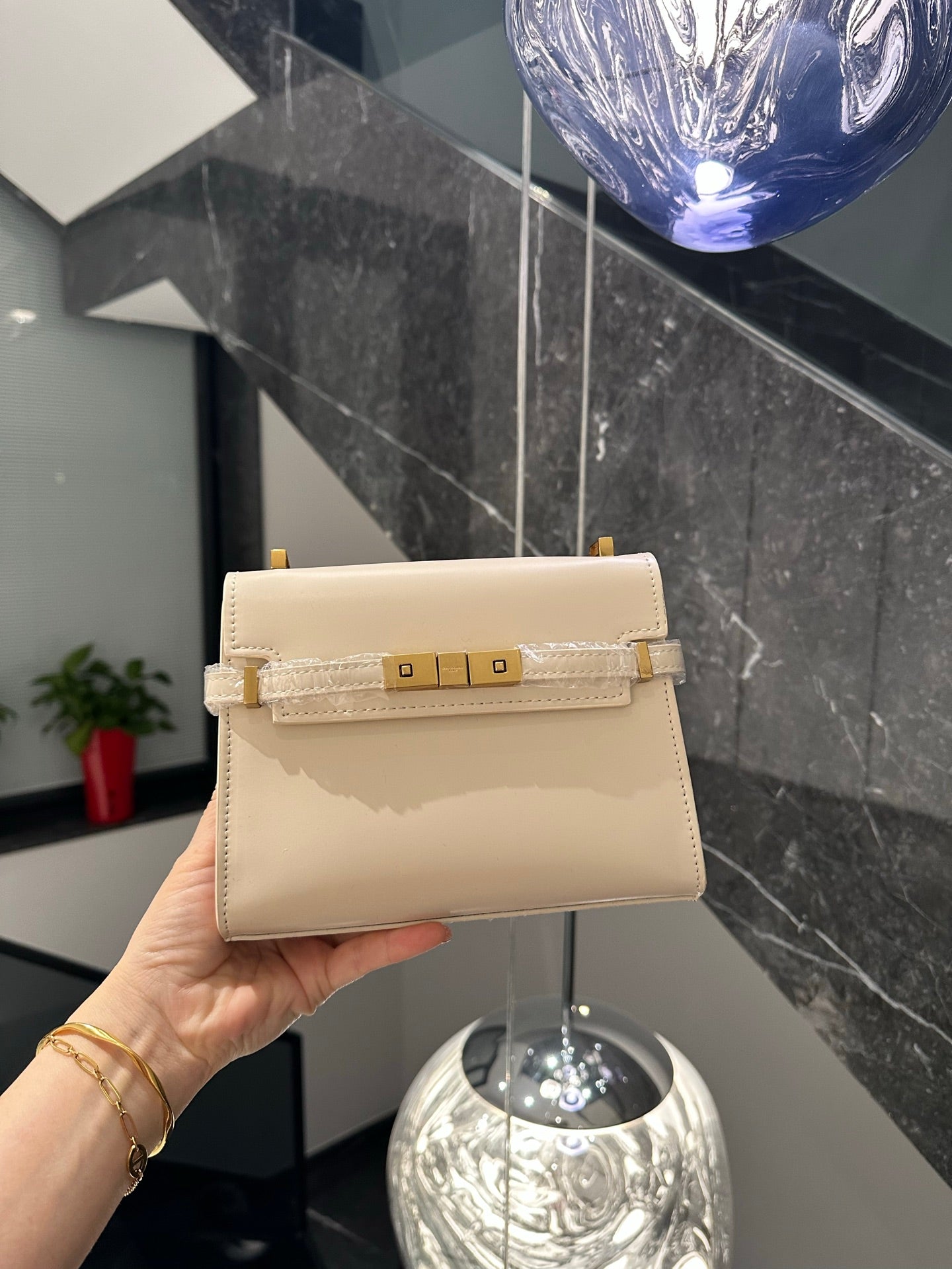 【サンローラン】大人気☆マンハッタン ミニ ショルダーバッグ