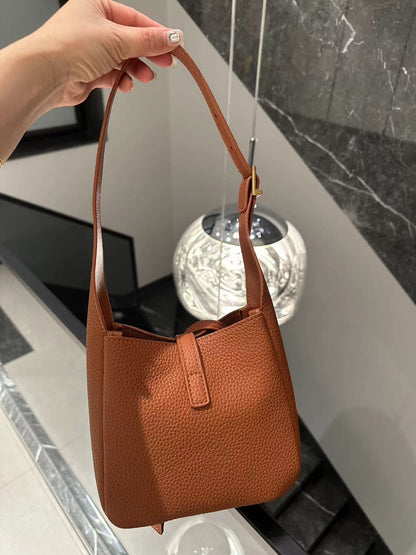 【サンローラン】LE5A7 BABY ソフト グレインレザー